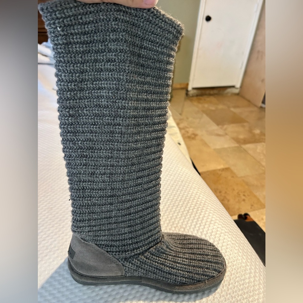 BearPaw Women’s Winter Boots Size 7  / Gray - Picture 3 of 7